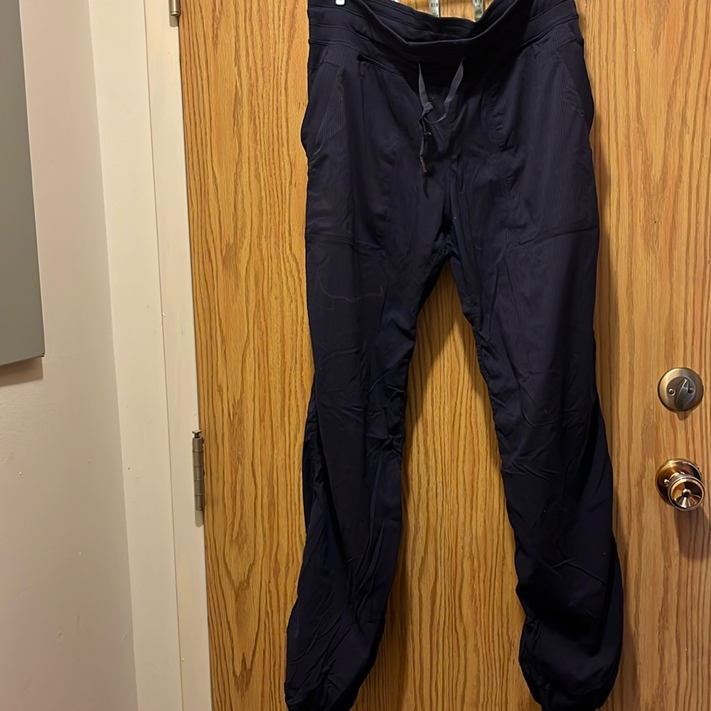 Lululemon Studio Unlined